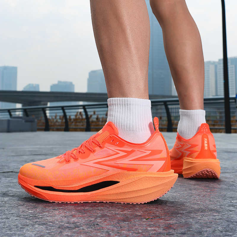 Scarpe da Basket di Lusso con  - Luxury Men Lifestyle recensione e prezzo